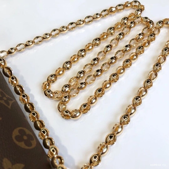 WIS VICTOIRE Vuitton Louis 0917